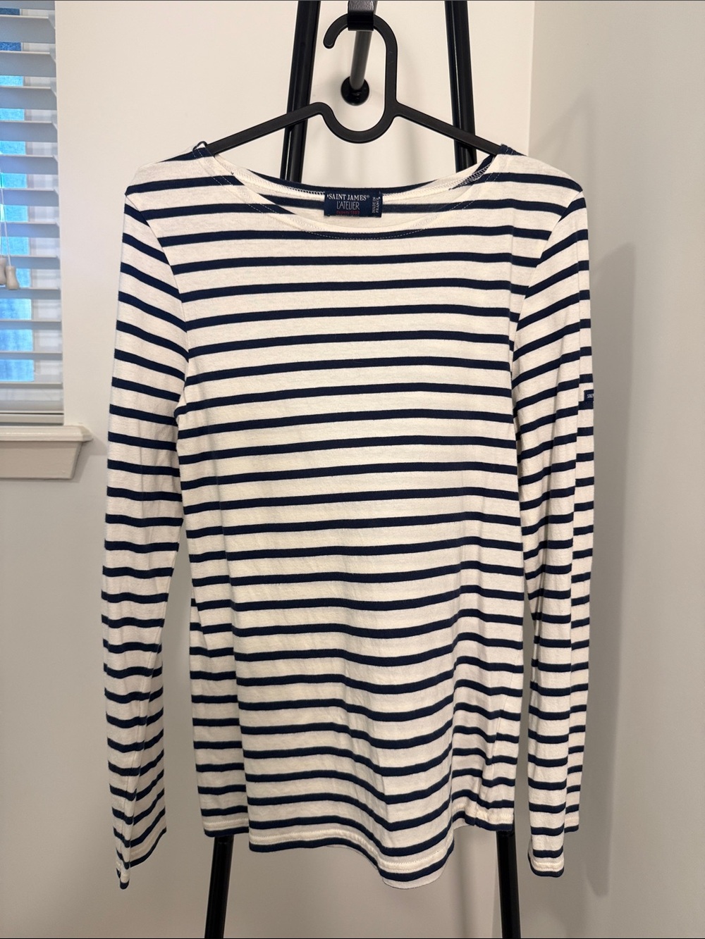 Saint James Women's Long Sleeve Stripe Tee in Navy and White
